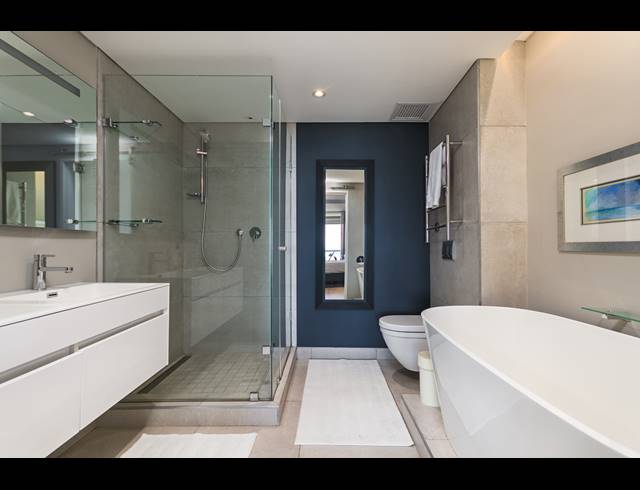 3 BEDROOM APARTMENT FOR SALE IN BEACHFRONT